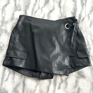 Stunning leather skort!